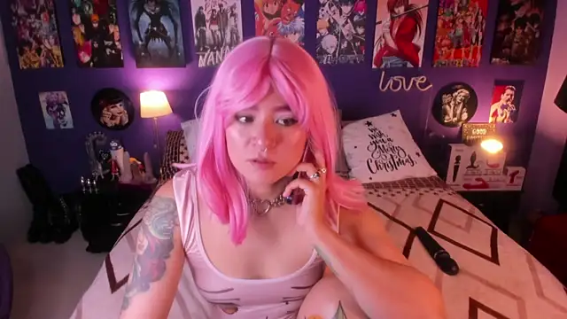 anne cross online show from November 26, 2025, 10:21 pm