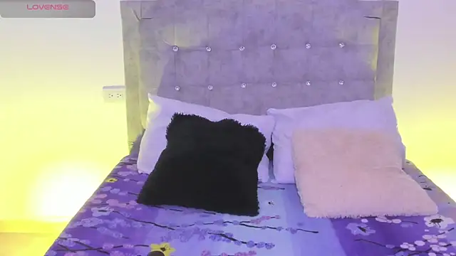 aurora rodriguez online show from March 9, 2025, 11:36 am