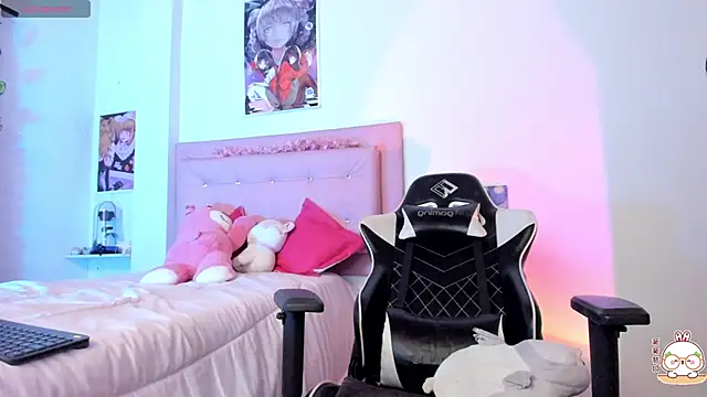 little jade online show from October 14, 2025, 10:53 pm