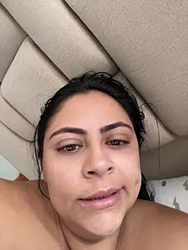 Snapshot of Sol_biglips chatting on May 13, 2026, 12:45 pm Sol biglips online show from May 13, 2026, 12:45 pm