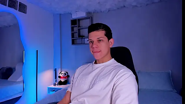 Snapshot of MarcoSullivan chatting on October 28, 2025, 12:26 pm MarcoSullivan online show from October 28, 2025, 12:26 pm