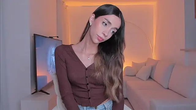 Emmavr online show from October 21, 2025, 2:22 am