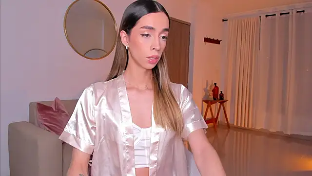 Emmavr online show from February 6, 2025, 11:48 pm