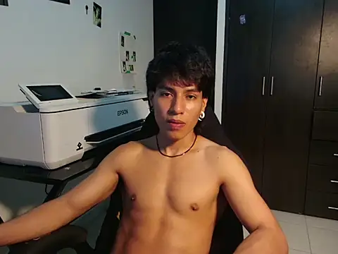 DIEGOERAZOX online show from April 9, 2026, 7:47 am