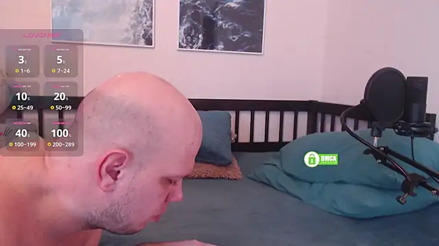 Sonya-Vlad online show from April 4, 2026, 7:37 am