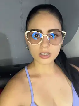 Azuna25 online show from March 11, 2026, 7:52 pm