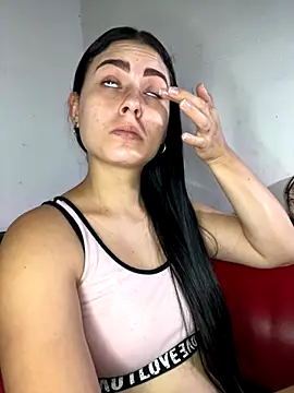 Azuna25 online show from October 19, 2025, 5:05 pm