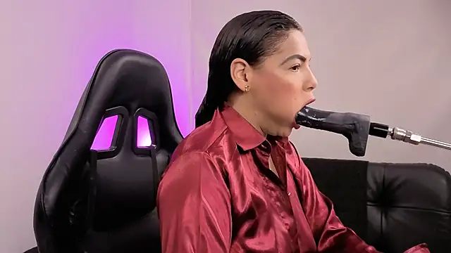 Anabel693 online show from November 6, 2025, 8:18 am