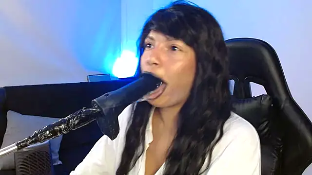 Anabel693 online show from February 6, 2025, 2:15 pm