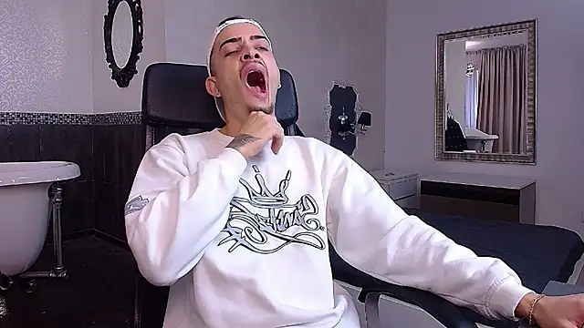 BrandonTate online show from November 14, 2025, 8:07 am