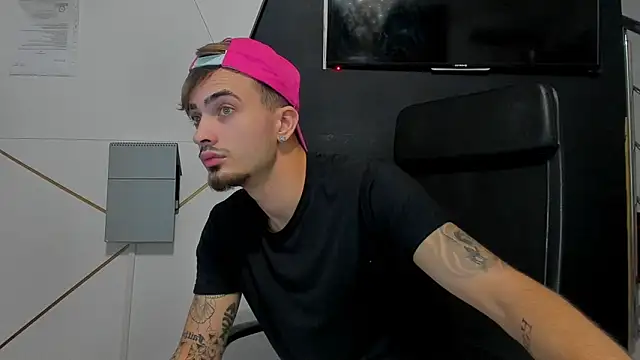 BrandonTate online show from December 21, 2025, 5:53 am