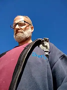 FloppyPickle4u online show from January 5, 2026, 7:39 pm