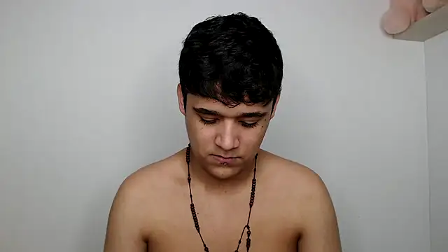 kaiine190 online show from October 10, 2025, 10:21 pm