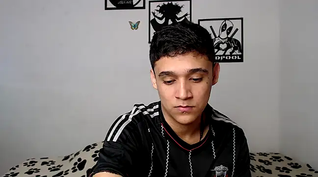 kaiine190 online show from March 11, 2025, 5:57 am