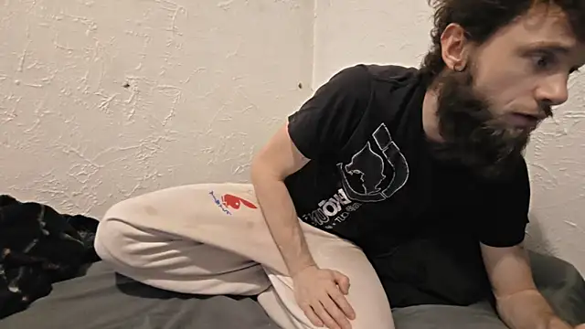 Talenjames4 online show from March 16, 2026, 5:16 pm