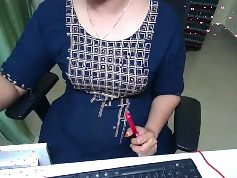 Arushisingh8888 online show from November 15, 2025, 1:15 pm