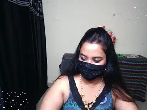 Arushisingh8888 online show from November 27, 2025, 12:27 pm