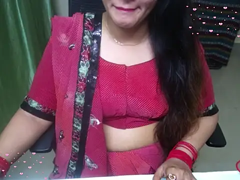 Arushisingh8888 online show from October 14, 2025, 12:39 pm