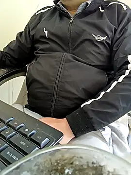 Hot-man39 online show from February 22, 2025, 6:28 am