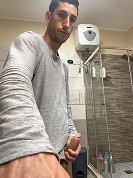 Gionnytav online show from November 19, 2025, 4:34 am