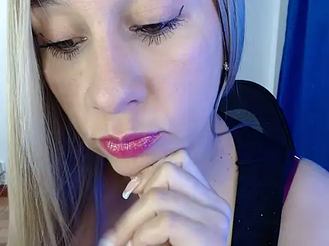 Snapshot of Dana_idagiraldo37 chatting on January 8, 2026, 1:28 pm Dana idagiraldo37 online show from January 8, 2026, 1:28 pm