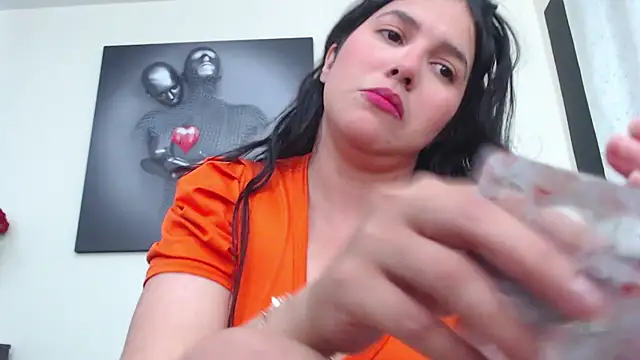 KatrinaRolan online show from February 17, 2026, 10:40 pm