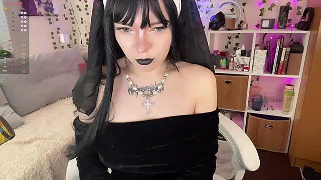 Eva-miller1 online show from February 17, 2025, 12:38 pm