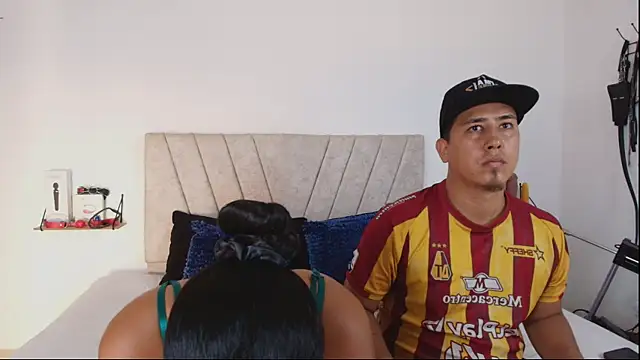 Liana Asaff online show from February 24, 2026, 7:04 pm