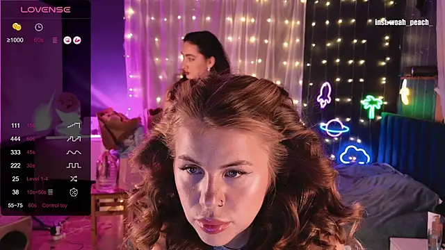 KristinaMoon online show from December 22, 2025, 3:12 pm