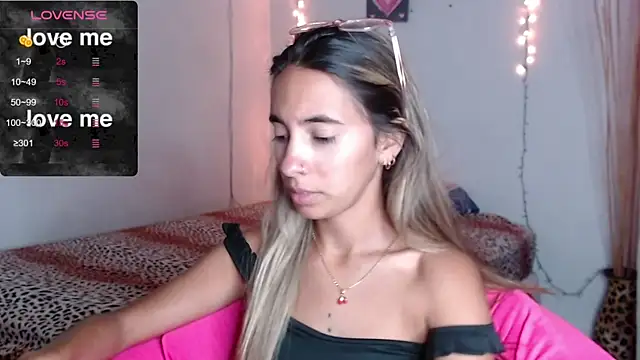 MitchWilson1 online show from September 30, 2025, 9:54 pm