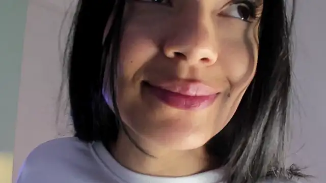 EvaaStevens online show from March 8, 2025, 5:54 pm