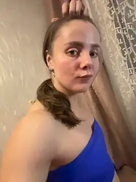 AlisaKissss online show from December 19, 2025, 7:27 pm