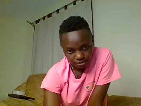 Snapshot of Petite_Afrcan6 chatting on December 13, 2024, 4:05 pm Petite Afrcan6 online show from December 13, 2024, 4:05 pm