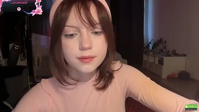 electric babe online show from March 3, 2026, 2:46 pm