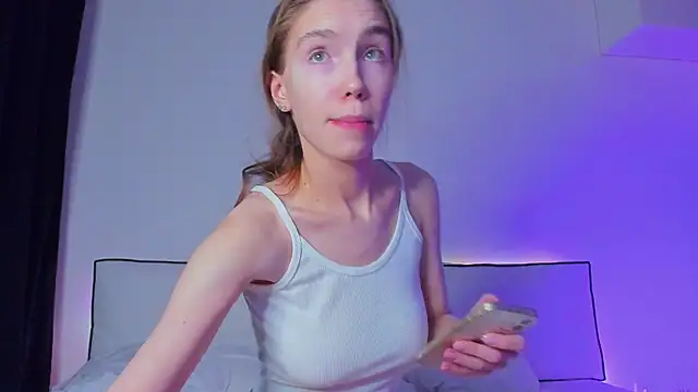 haileyishere online show from February 1, 2025, 11:37 pm