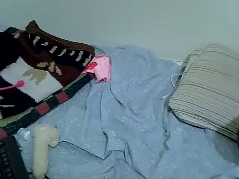 springly love online show from October 7, 2025, 6:58 am