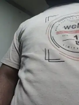 Snapshot of DADDY69SS chatting on June 3, 2026, 8:02 pm DADDY69SS online show from June 3, 2026, 8:02 pm