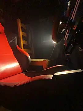 Snapshot of Flouflolutin chatting on November 4, 2025, 8:45 pm Flouflolutin online show from November 4, 2025, 8:45 pm