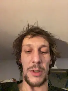 Snapshot of Flouflolutin chatting on November 25, 2025, 1:17 am Flouflolutin online show from November 25, 2025, 1:17 am