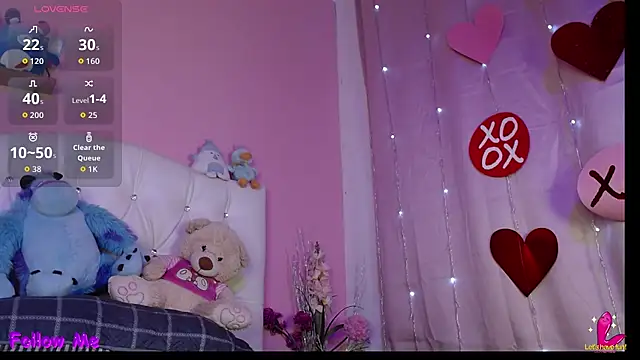 HECATE 23 online show from September 16, 2025, 2:18 pm