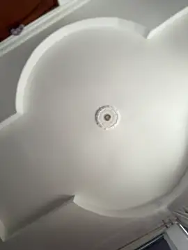 emiss  online show from October 7, 2025, 3:24 pm