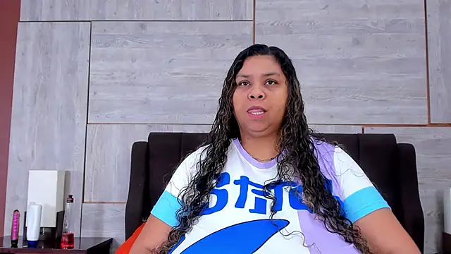 Lynn Jones online show from March 13, 2025, 9:37 pm