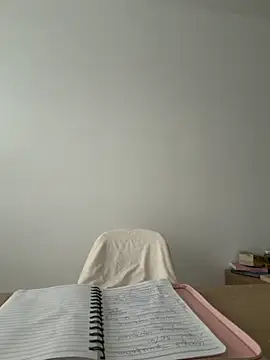 streetdoll online show from October 25, 2025, 8:02 am