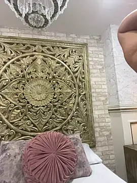 ThaniaJones online show from March 20, 2026, 11:44 am