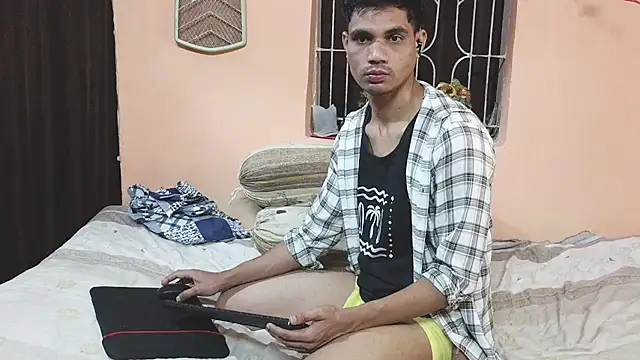 Stallion Theboy22 online show from February 20, 2026, 5:15 am