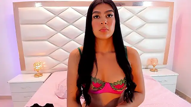 samanthaevans4 online show from February 25, 2025, 11:04 pm