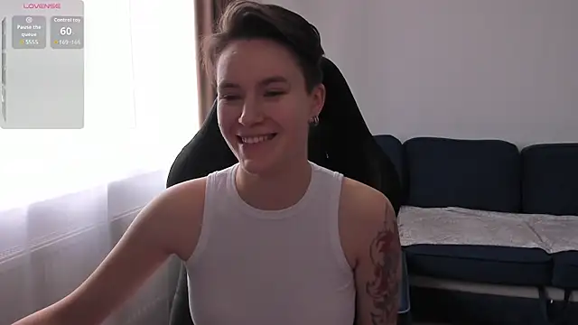 JessieFlower online show from October 10, 2025, 8:04 am