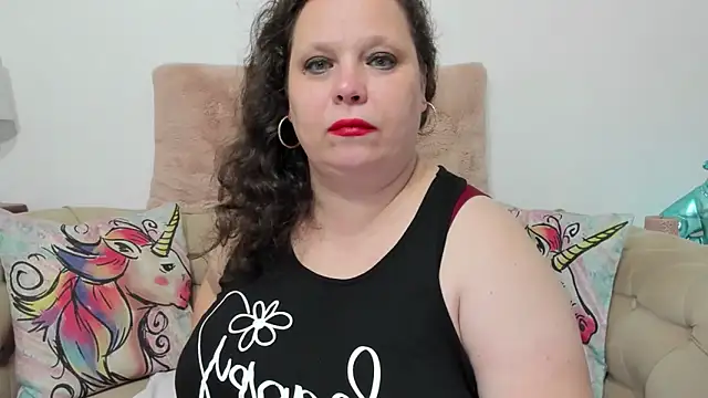 KarolineJoyy online show from November 6, 2025, 8:13 pm