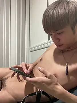 mumuowl online show from January 14, 2026, 4:10 pm