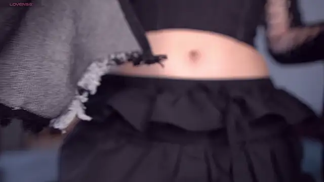 AliceHorngry online show from September 28, 2025, 8:05 pm